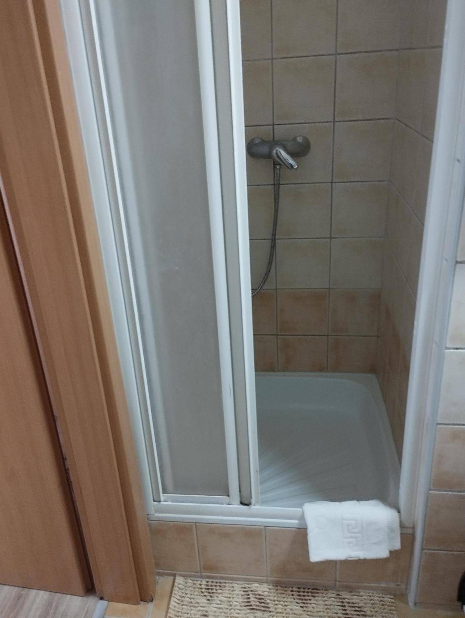 Nyugalom Apartman 佐洛卡罗斯 外观 照片