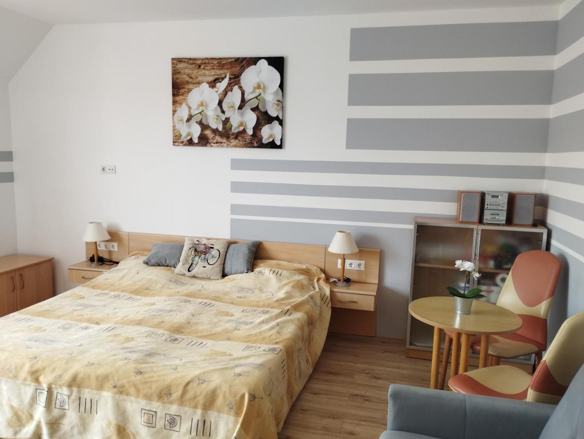 Nyugalom Apartman 佐洛卡罗斯 外观 照片